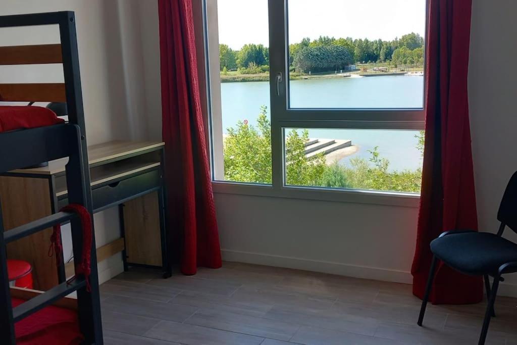 Appartement Climatise Au Coeur De La Provence Lac Et Parcs D'Attractions 10Mn Avignon Monteux Exteriér fotografie