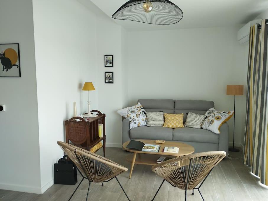 Appartement Climatise Au Coeur De La Provence Lac Et Parcs D'Attractions 10Mn Avignon Monteux Exteriér fotografie